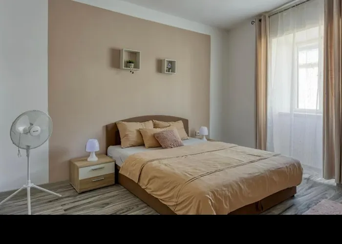 Apartament Bus Station Pula